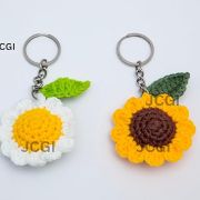 Daisy Flower Crochet Keychain